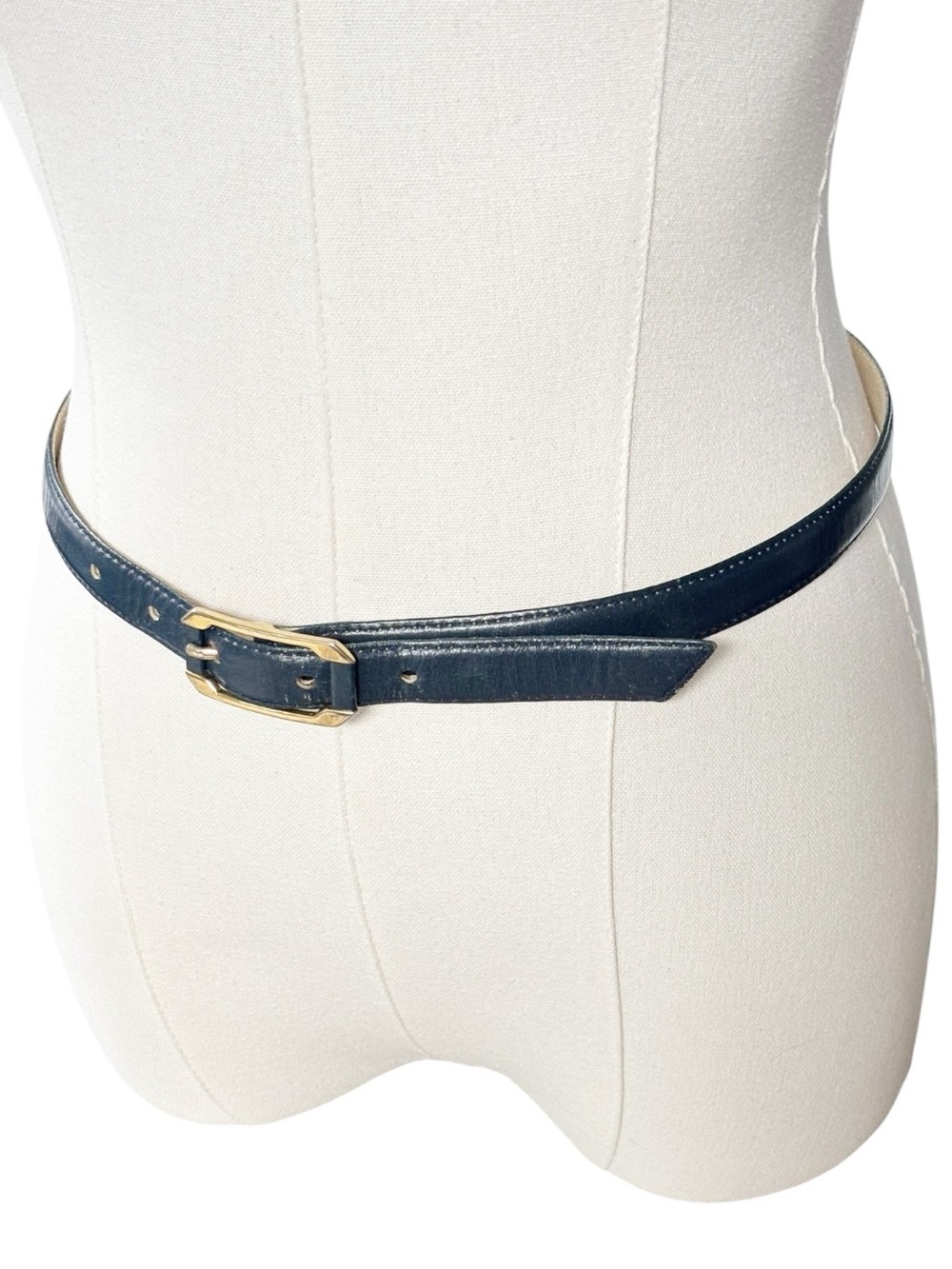 Christian Dior Vintage Aniline cowhide dark blue supple leather narrow belt | M